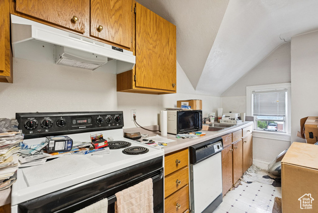 Photo 35 for MLS #2097771 at 2885 S 300 East