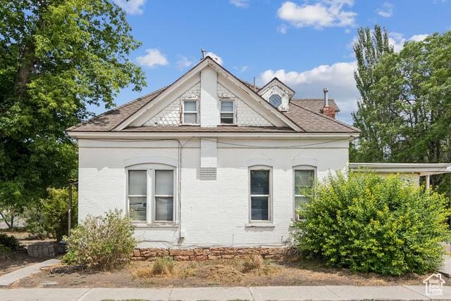 Photo 2 for MLS #2097771 at 2885 S 300 East