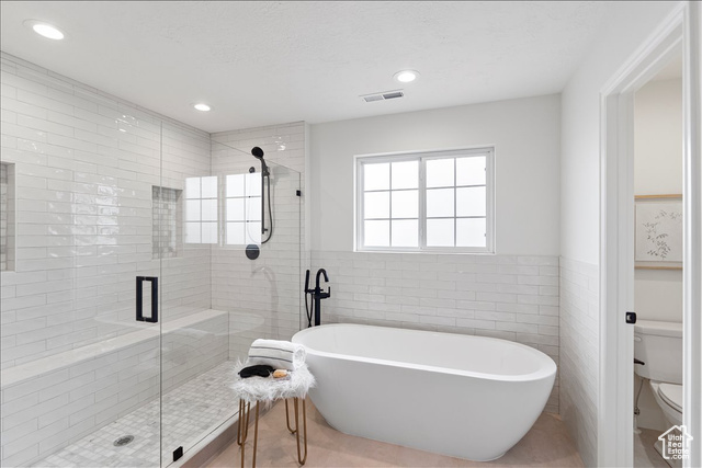Photo 14 for MLS #2097774 at 717 Woodridge Dr
