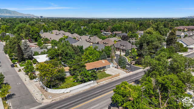 Photo 4 for MLS #2097793 at 5726 S Highland Dr