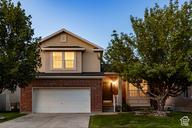 10527 S CEDAR WOOD LN, South Jordan UT 84009