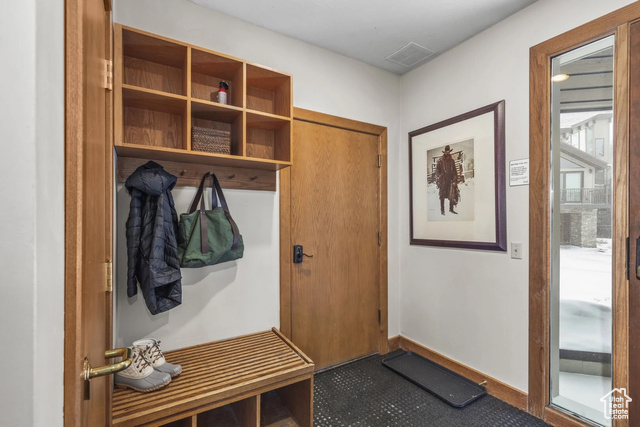 Photo 28 for MLS #2097848 at 1290 Pinnacle Dr