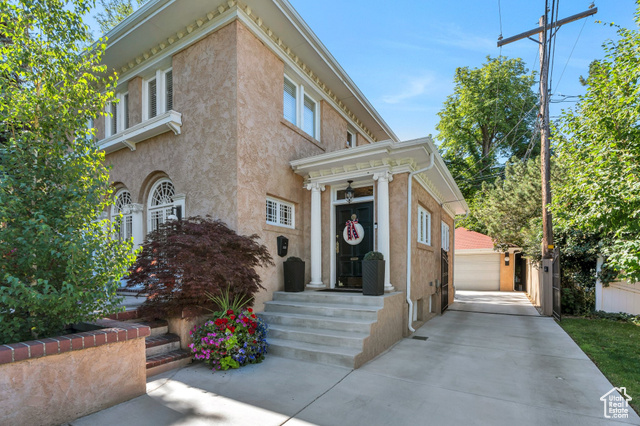Photo 3 for MLS #2097920 at 1120 E Yale Ave