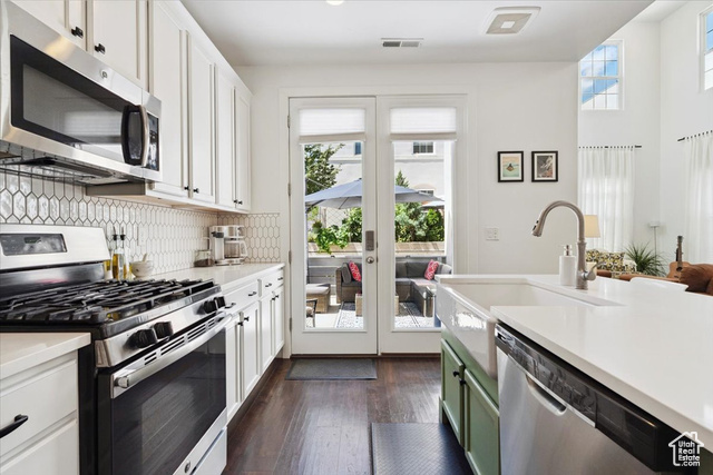 Photo 10 for MLS #2097940 at 10606 S Redknife Dr