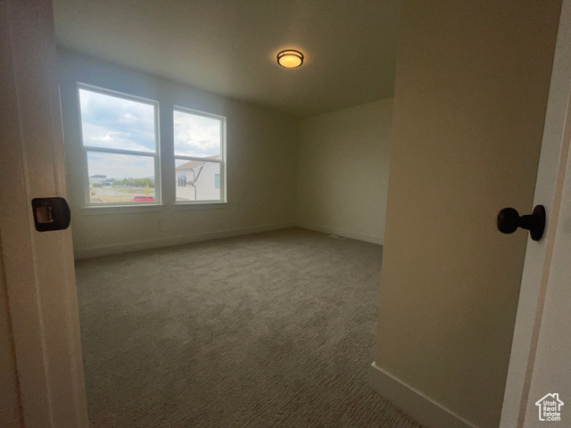 Photo 17 for MLS #2097942 at 857 S Greenway Dr #LANEC