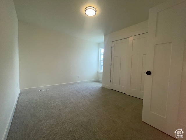 Photo 14 for MLS #2097942 at 857 S Greenway Dr #LANEC