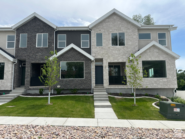 Photo 4 for MLS #2097948 at 1562 E 3900 South #105