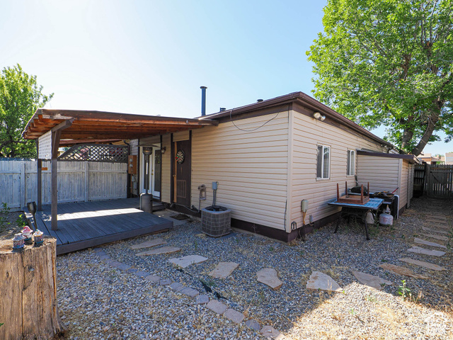 Photo 25 for MLS #2097956 at 2318 W 4220 South