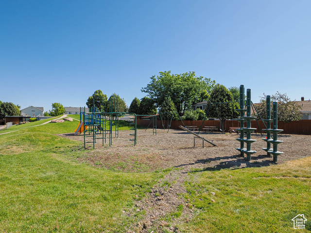 Photo 14 for MLS #2097956 at 2318 W 4220 South