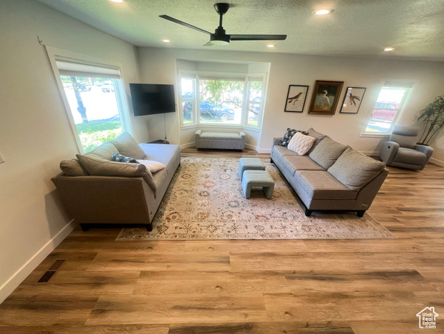 Photo 10 for MLS #2097971 at 847 S Greenwood Ter