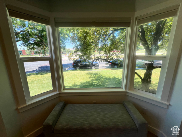 Photo 11 for MLS #2097971 at 847 S Greenwood Ter