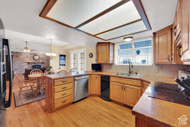 Photo 3 for MLS #2097972 at 93 N Valley View Dr