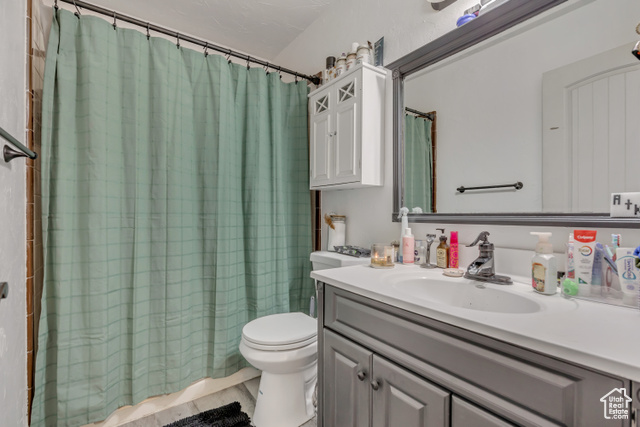 Photo 13 for MLS #2097975 at 2115 W 1225 North