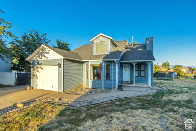Photo 2 for MLS #2097975 at 2115 W 1225 North