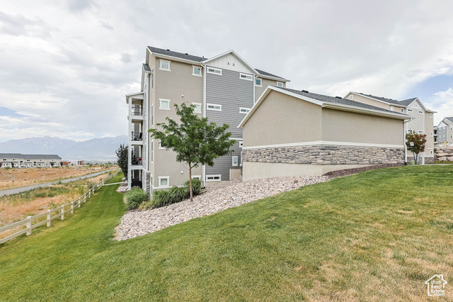 Photo 34 for MLS #2097994 at 4234 W Mckellen Dr #G301
