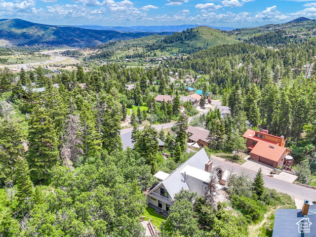 Photo 51 for MLS #2098003 at 575 Upper Evergreen Dr