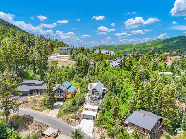 Photo 47 for MLS #2098003 at 575 Upper Evergreen Dr