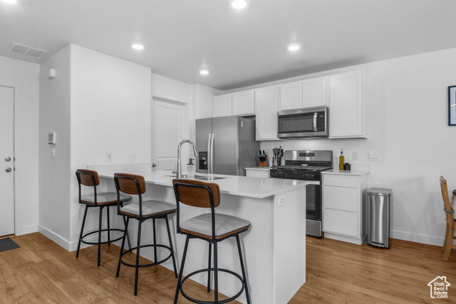 Photo 10 for MLS #2098005 at 943 E Drifter Ln