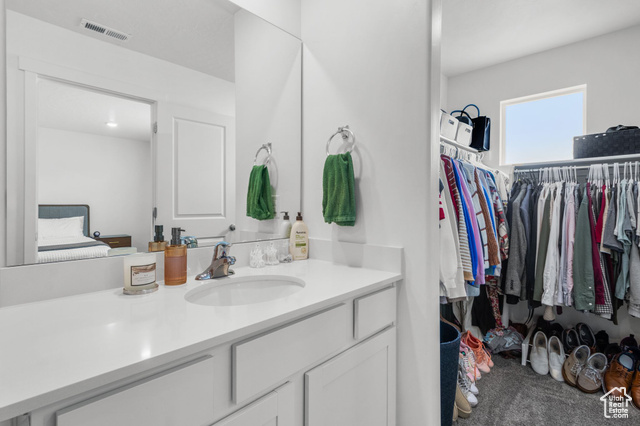 Photo 17 for MLS #2098005 at 943 E Drifter Ln