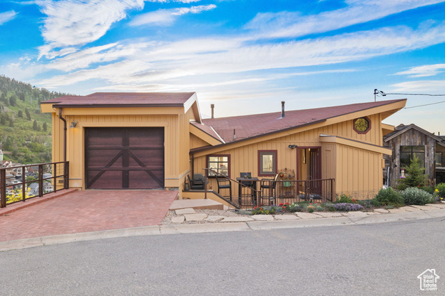 Photo 40 for MLS #2098011 at 235 Mchenry Ave