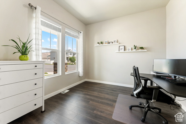 Photo 8 for MLS #2098019 at 3301 W Cramden Dr