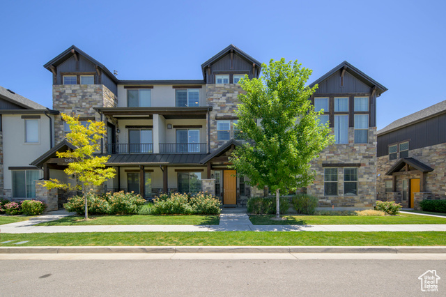 10465 S BEETDIGGER BLVD, Sandy UT 84070