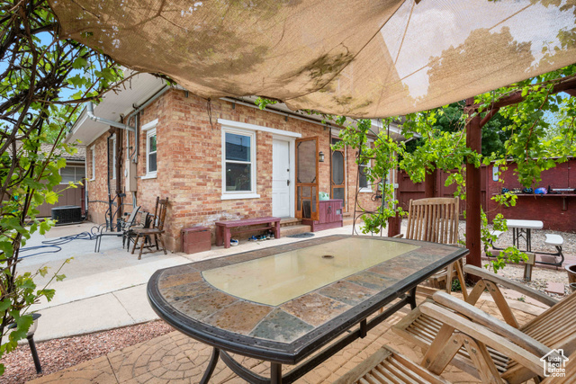 Photo 37 for MLS #2098044 at 266 W 200 South