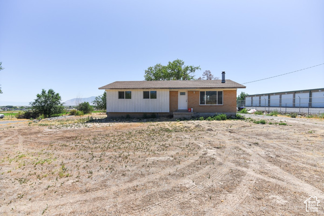 Photo 37 for MLS #2098053 at 327 N 600 West