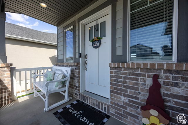 Photo 4 for MLS #2098058 at 2448 W Anne Ave