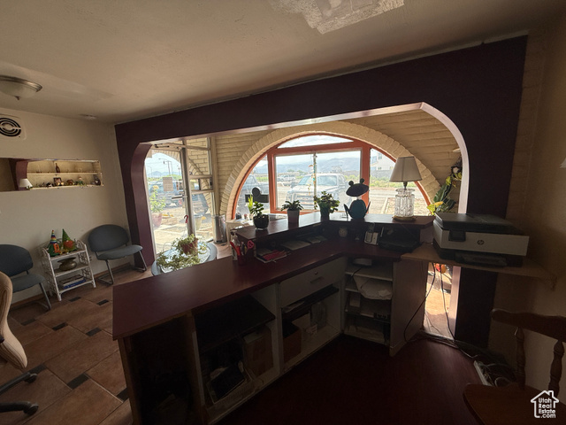 Photo 8 for MLS #2098075 at 1170 S Cove View Rd