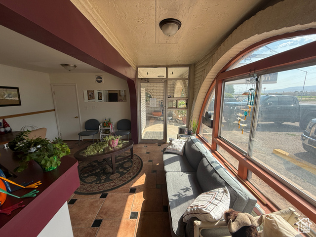 Photo 10 for MLS #2098075 at 1170 S Cove View Rd
