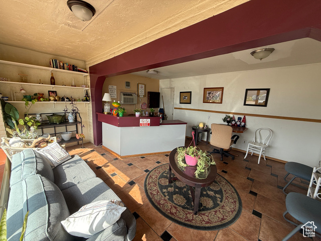 Photo 9 for MLS #2098075 at 1170 S Cove View Rd