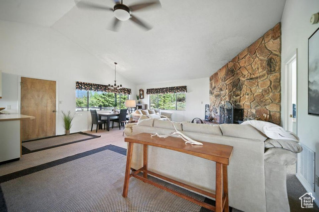 Photo 7 for MLS #2098078 at 214 S Terry Pkwy