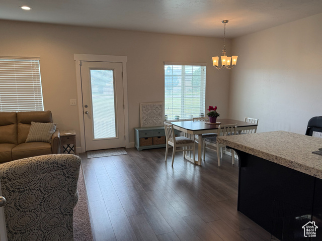 Photo 5 for MLS #2098088 at 7579 N Cottage Ln