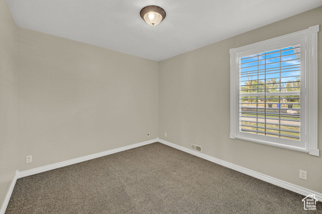 Photo 17 for MLS #2098115 at 3112 N Pelican Dr