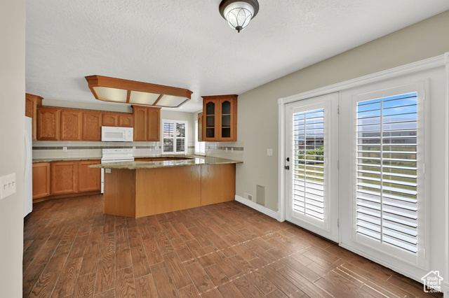 Photo 10 for MLS #2098115 at 3112 N Pelican Dr