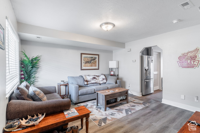 Photo 3 for MLS #2098142 at 287 E 2300 North #30