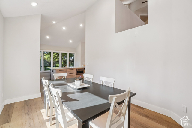 Photo 14 for MLS #2098144 at 865 W Clover Meadow Cir
