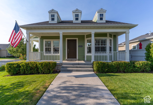 10296 S SALMON DR, South Jordan UT 84095