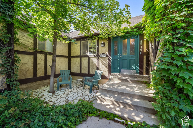 Photo 3 for MLS #2098159 at 8916 S Cobble Crest Ln