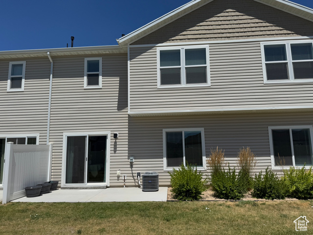 Photo 22 for MLS #2098190 at 931 W 910 North