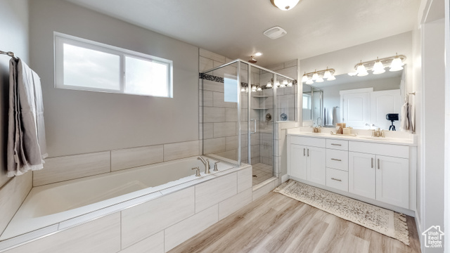 Photo 4 for MLS #2098191 at 165 S 2800 East #102
