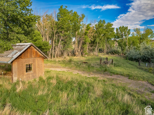 Photo 41 for MLS #2098205 at 20673 W East River Rd