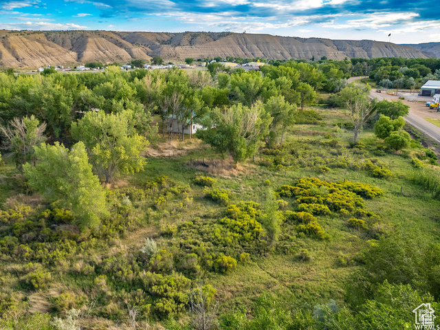 Photo 56 for MLS #2098205 at 20673 W East River Rd