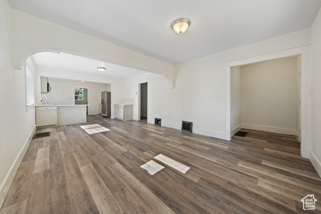 Photo 6 for MLS #2098207 at 726 E 29th