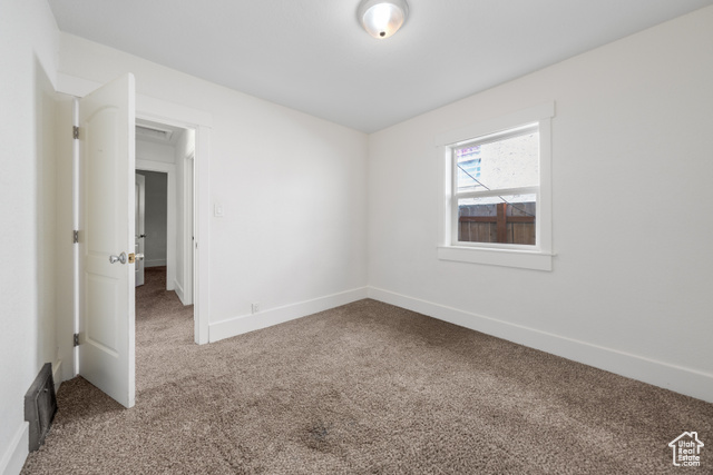 Photo 18 for MLS #2098207 at 726 E 29th