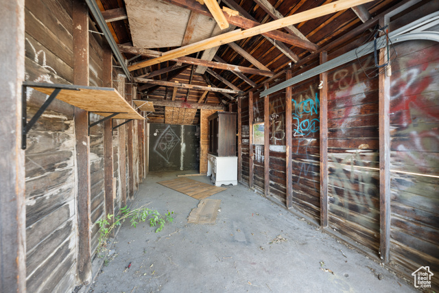 Photo 30 for MLS #2098207 at 726 E 29th