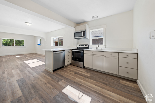 Photo 12 for MLS #2098207 at 726 E 29th