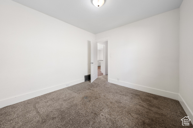 Photo 17 for MLS #2098207 at 726 E 29th