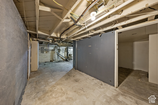 Photo 24 for MLS #2098207 at 726 E 29th